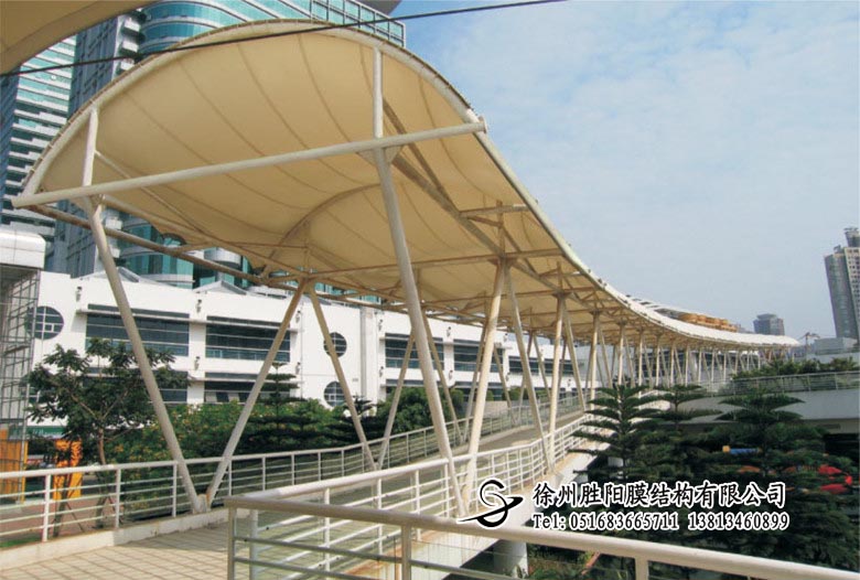 膜結(jié)構長廊